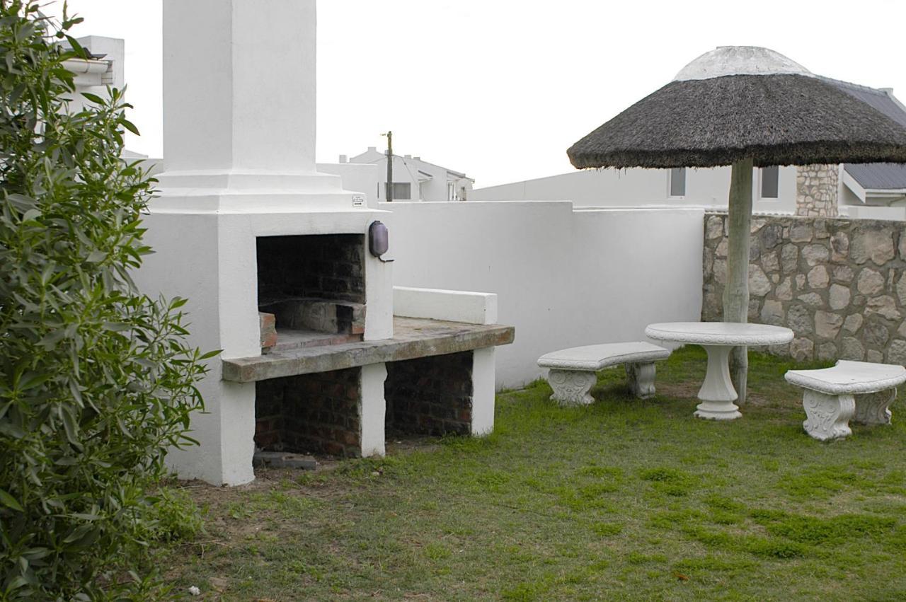 Arniston Seaside Cottages Extérieur photo